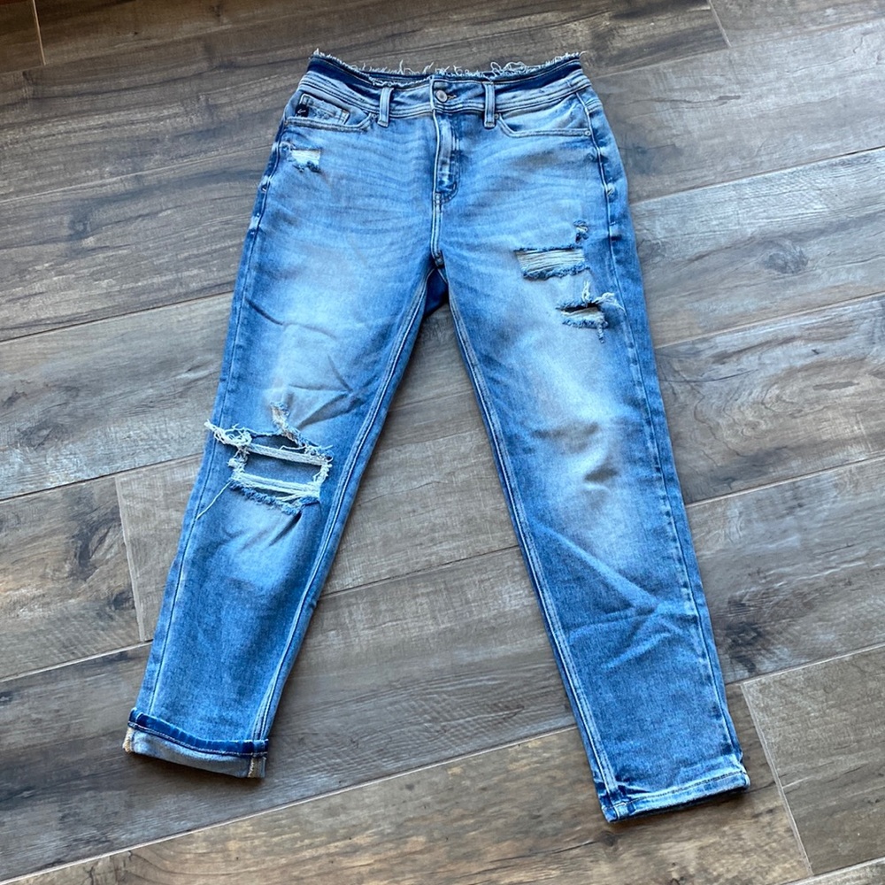 Like new KanCan  ankle boyfriend jeans